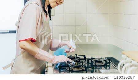 家事服務人員 120036297