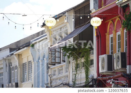 Detailed view of windows, doors and balconies of city buildings Detailed view of windows, doors and balconies of city buildings 120037635