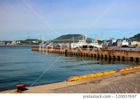 Mojiko Retro Coast, ships at anchor and the Kanmon Bridge [Blue sky] 120037697