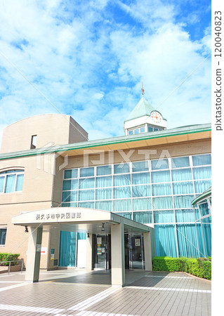 Scenery of Nagakute City Central Library, Nagakute City, Aichi Prefecture Scenery of Nagakute City Central Library, Nagakute City, Aichi Prefecture 120040823