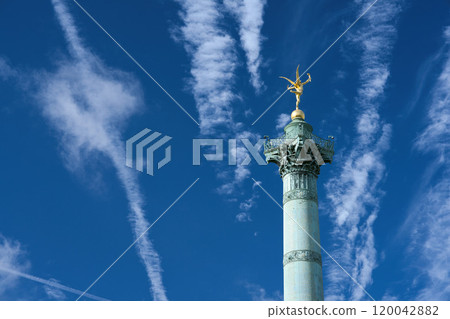 July Column at the Place de la Bastille 120042882