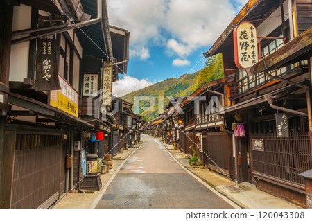 秋天 奈良宿中山道 120043308