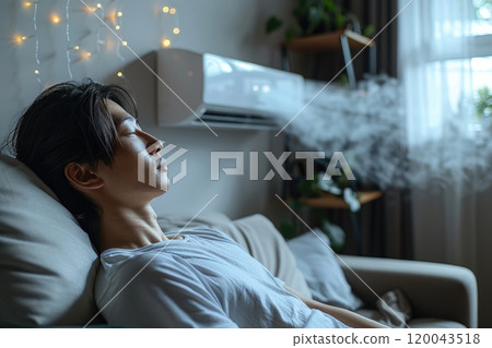 Cool air: air conditioner with ioniser and water vapour, concept of a cooling mechanism and pure air, the summer heat and maintain wellbeing at high temperatures 120043518