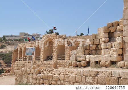 Jordan, Jerash, city of 1000 pillars, Jerash ruins, horse racing and chariot racing stadium Jordan, Jerash, city of 1000 pillars, Jerash ruins, horse racing and chariot racing stadium 120044735
