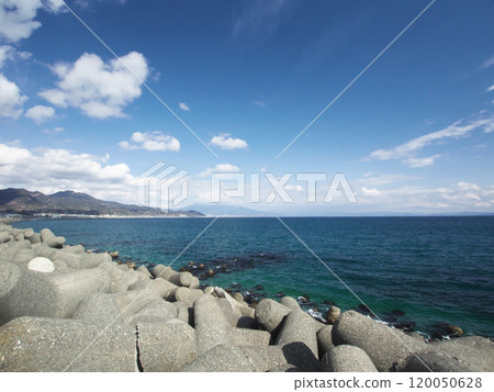 從三腳架上看到的大海 120050628