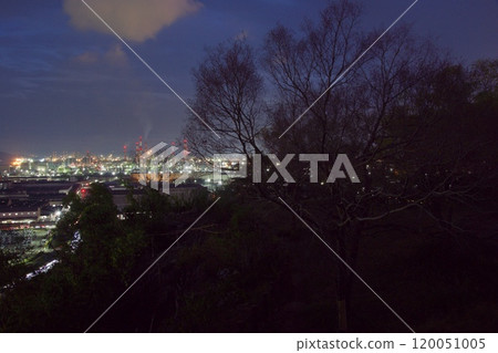 從龜島山看工廠夜景 水島工廠區 120051005