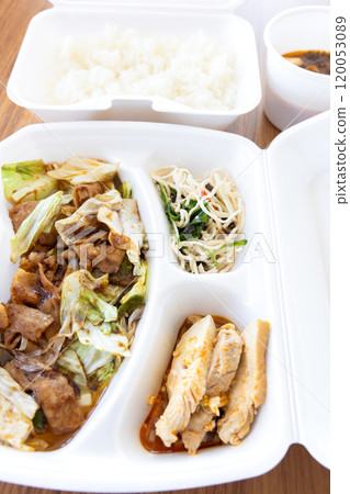 Delicious Twice-Cooked Pork Lunch Box Takeout 120053089