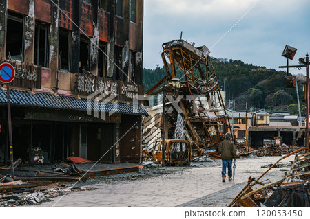 2020 Noto Peninsula Earthquake: Scorched earth townscape of Wajima 2020 Noto Peninsula Earthquake: Scorched earth townscape of Wajima 120053450