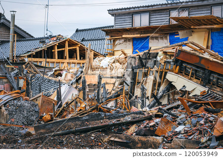2020 Noto Peninsula Earthquake: Scorched earth townscape of Wajima 2020 Noto Peninsula Earthquake: Scorched earth townscape of Wajima 120053949