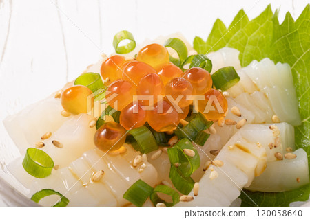 魷魚配鮭魚子 120058640