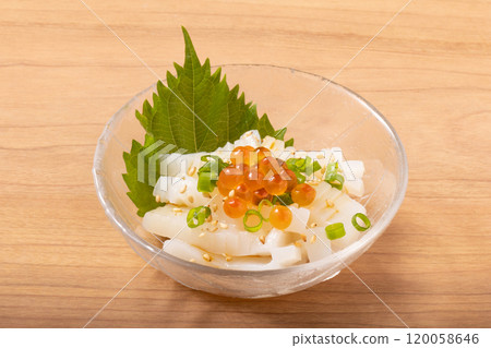 Squid with salmon roe 120058646