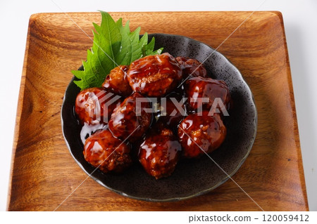 Chinese food meatballs 120059412