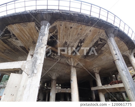 Traces of the Shinto farmland 120061775
