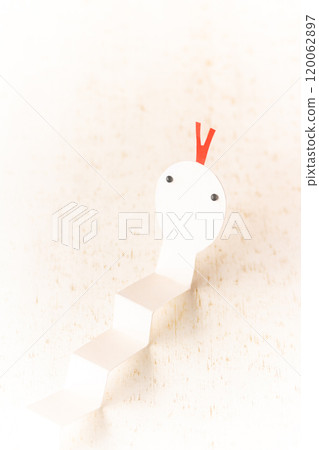 2025新年/蛇年紙藝白蛇 120062897