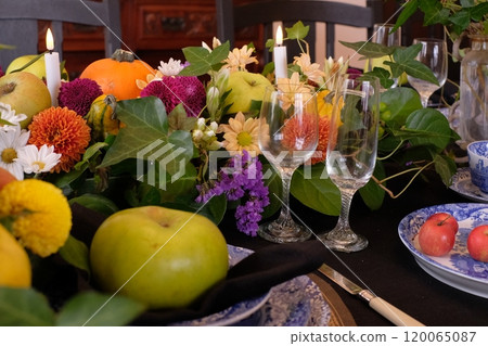 Halloween themed table setting Halloween themed table setting 120065087