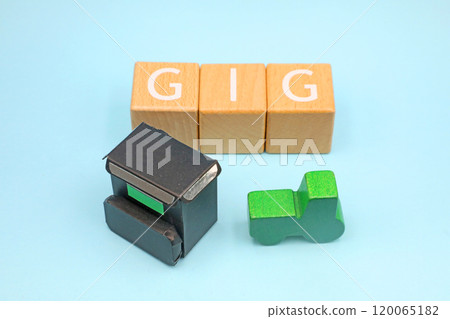 Gig worker food delivery image 120065182