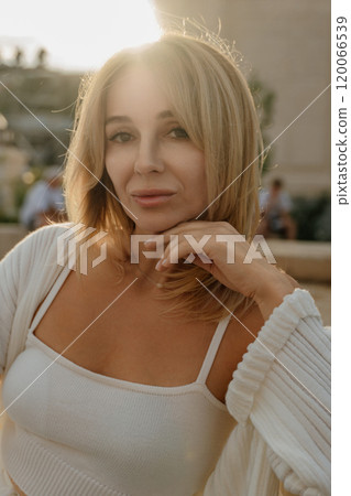 Woman Blonde Hair Portrait Sunset City Woman Blonde Hair Portrait Sunset City 120066539