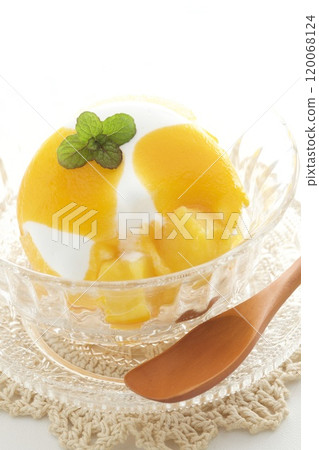 mango pudding  120068124