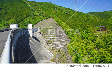 靜岡縣週知郡森町風景（太田川水壩） 120069721