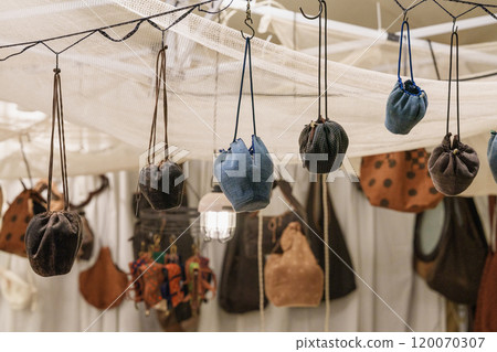 手工製作的中國傳統香囊 手工製作的中國傳統香囊 120070307