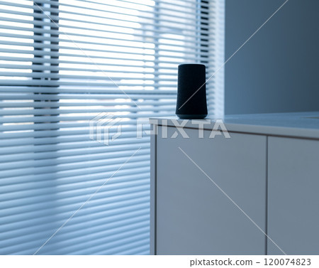 speaker, blinds, blind 120074823