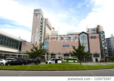 富山縣富山市JR富山站南口瑪麗富山 富山縣富山市JR富山站南口瑪麗富山 120075087