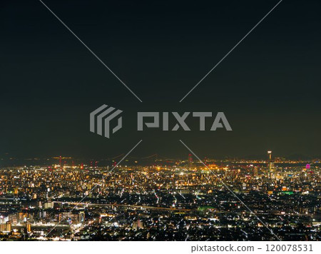 式金山、阿特拉斯彗星和大阪夜景 120078531