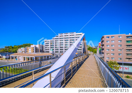 Yokohama cityscape in Japan, overlooking Kitayamada Station (left) on the Yokohama Municipal Subway Green Line (7th) 120078715