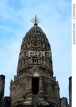 Si Satchanalai 歷史公園的 Phra Si Ratana Mahathat 寺 120083902