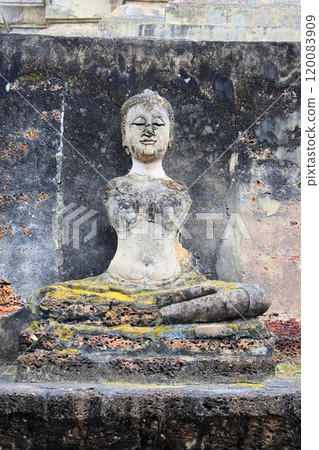 Wat Phra Si Rattana Mahathat in Si Satchanalai Historical Park 120083909