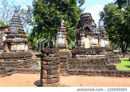 Si Satchanalai 歷史公園、Chedi Chet Theo 寺 120084084