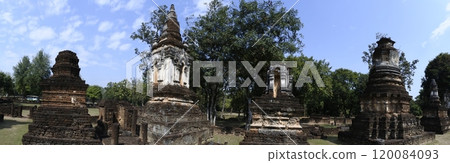 Si Satchanalai Historical Park, Wat Chedi Chet Teow 120084093