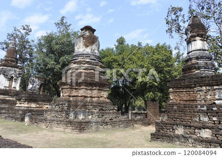 Si Satchanalai Historical Park, Wat Chedi Chet Teow Si Satchanalai Historical Park, Wat Chedi Chet Teow 120084094