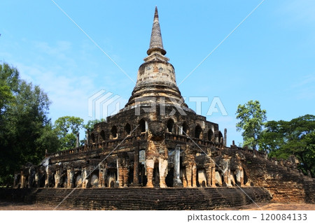 Si Satchanalai Historical Park, Wat Chang Lom 120084133