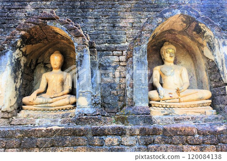 Si Satchanalai Historical Park, Wat Chang Lom Si Satchanalai Historical Park, Wat Chang Lom 120084138
