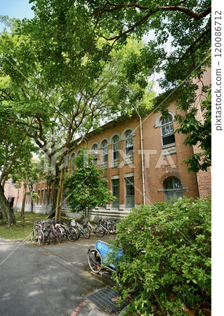 國立台灣大學（台灣台北市大安區） 120086712