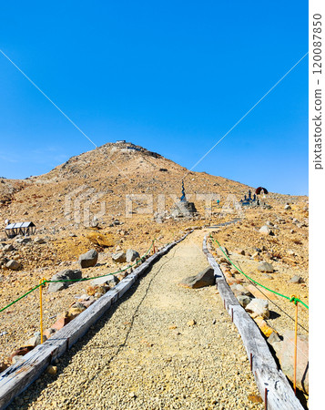 秋天的御岳登山:大瀧山頂~劍峰(Hacchodarmi) 秋天的御岳登山:大瀧山頂~劍峰(Hacchodarmi) 120087850