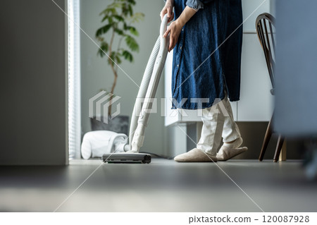 女人清洗 120087928