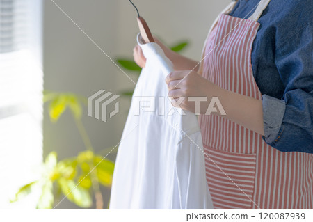 White shirt 120087939