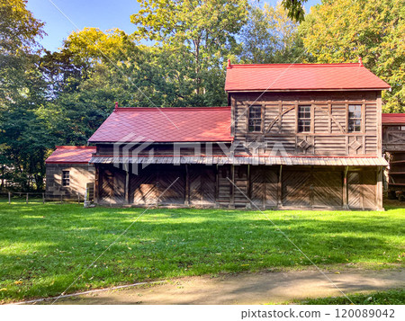 北海道大學第二農場動力室、滑移室、收穫室 2024 年 9 月 120089042