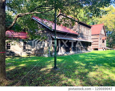 北海道大學第二農場動力室、滑移室、收穫室 2024 年 9 月 北海道大學第二農場動力室、滑移室、收穫室 2024 年 9 月 120089047