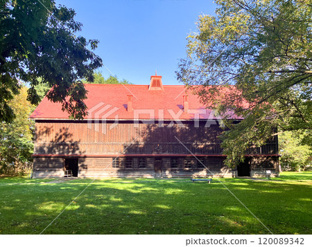 北海道大學第二農場牲畜棚 2024 年 9 月 120089342