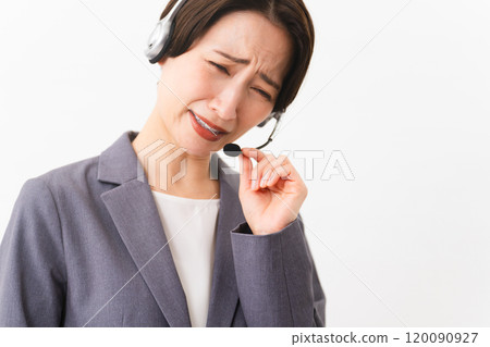 Young female operator business image 120090927