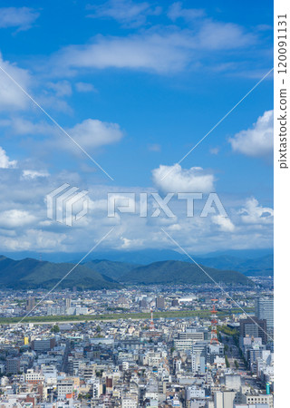 [Vertical photo] Scenery of Gifu city 120091131