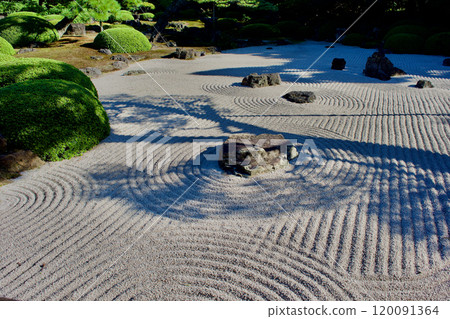 日本庭園沙紙 120091364