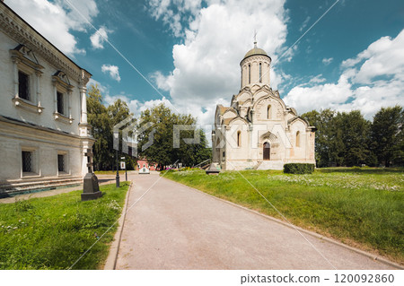 Spassky Cathedral in the Andronikov Monastery and Architectural Wonders, set beautifully in a Serene Green Landscape Spassky Cathedral in the Andronikov Monastery and Architectural Wonders, set beautifully in a Serene Green Landscape 120092860