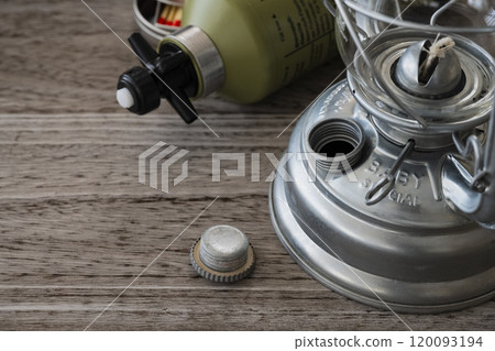 Oil lantern camping material close-up image 120093194