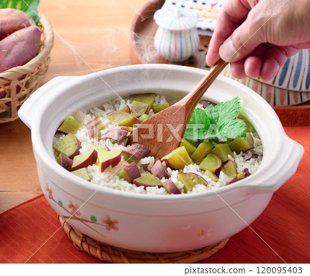 地瓜飯用砂鍋煮 120095403
