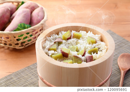 Sweet potato rice in a rice cooker Sweet potato rice in a rice cooker 120095691
