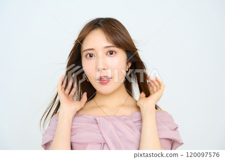 Fashion portrait of a young Japanese woman Fashion portrait of a young Japanese woman 120097576